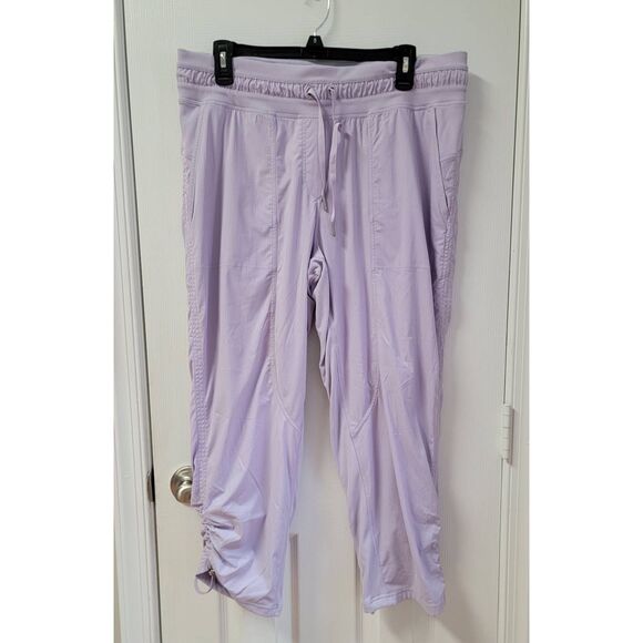 Lululemon Studio Mid-Rise Cropped Pant 12 - Picture 3 of 9